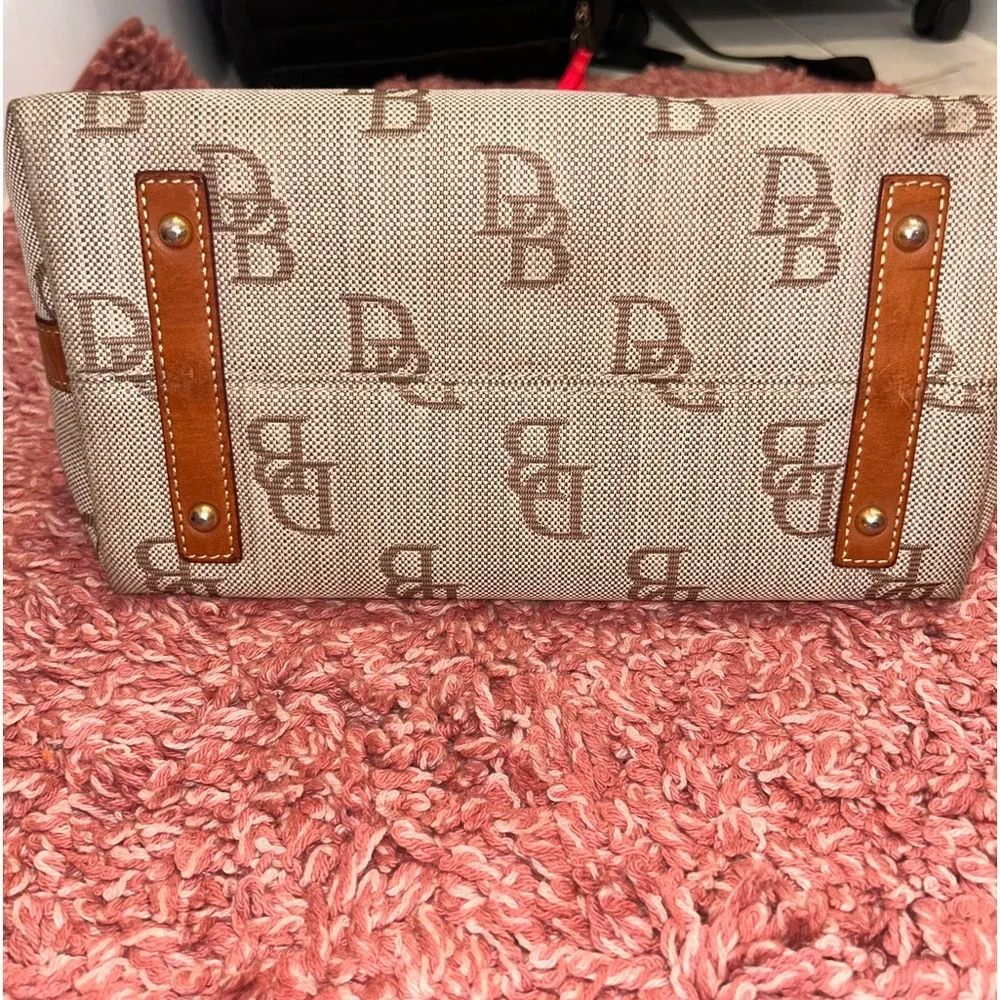 Dooney and Bourke Tulip Tassel Tote Handbag - vintage - big logos